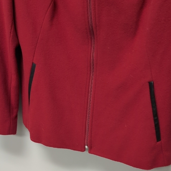 NWT Nygard Red and Black Cashmere Blend Tailored Jacket. Size 6 Petite. - Picture 6 of 8